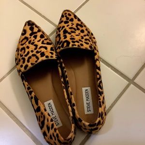 Steve Madden leopard flats